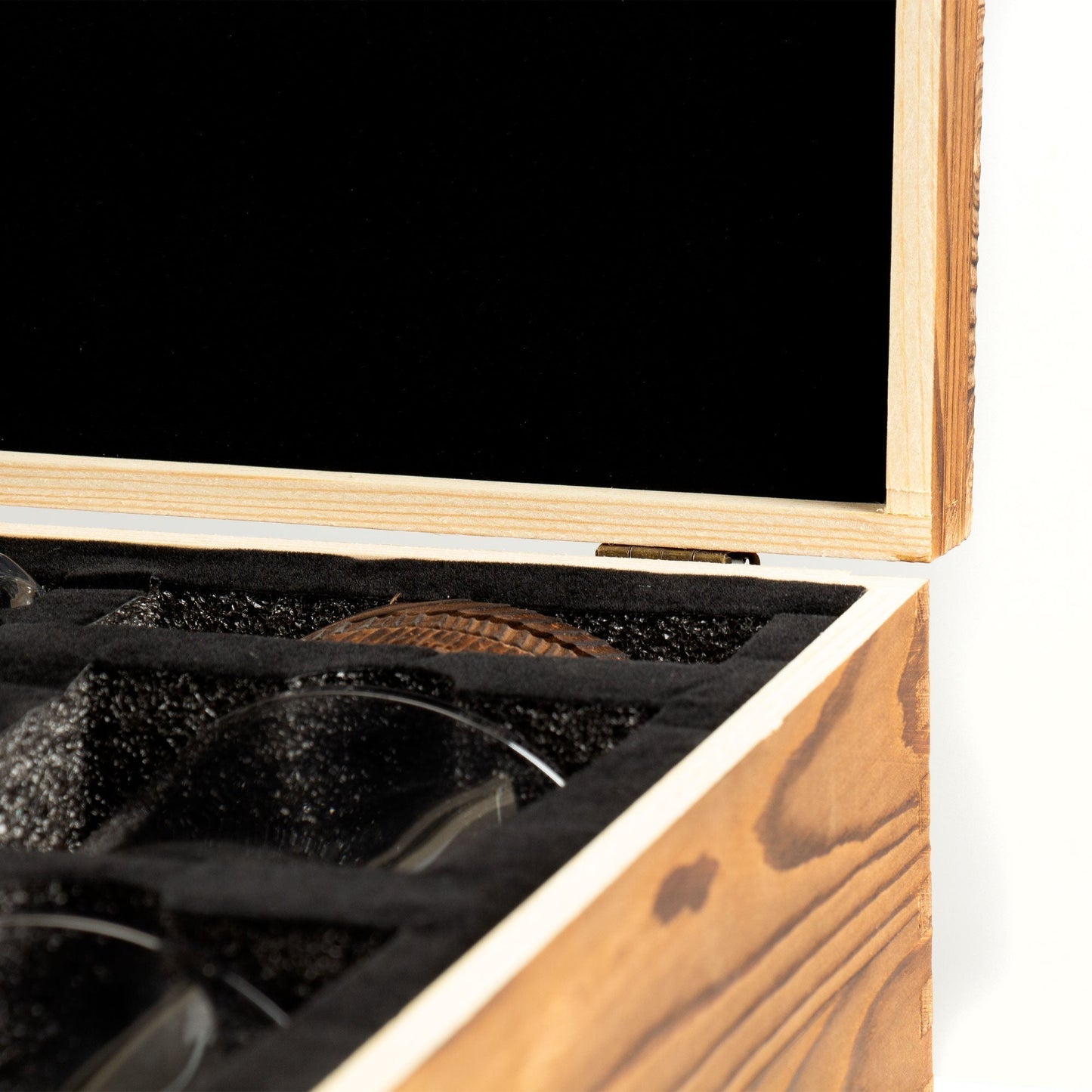 Engraved Sigma Phi Epsilon - Personalized Whiskey Decanter Set In Wood Gift Box
