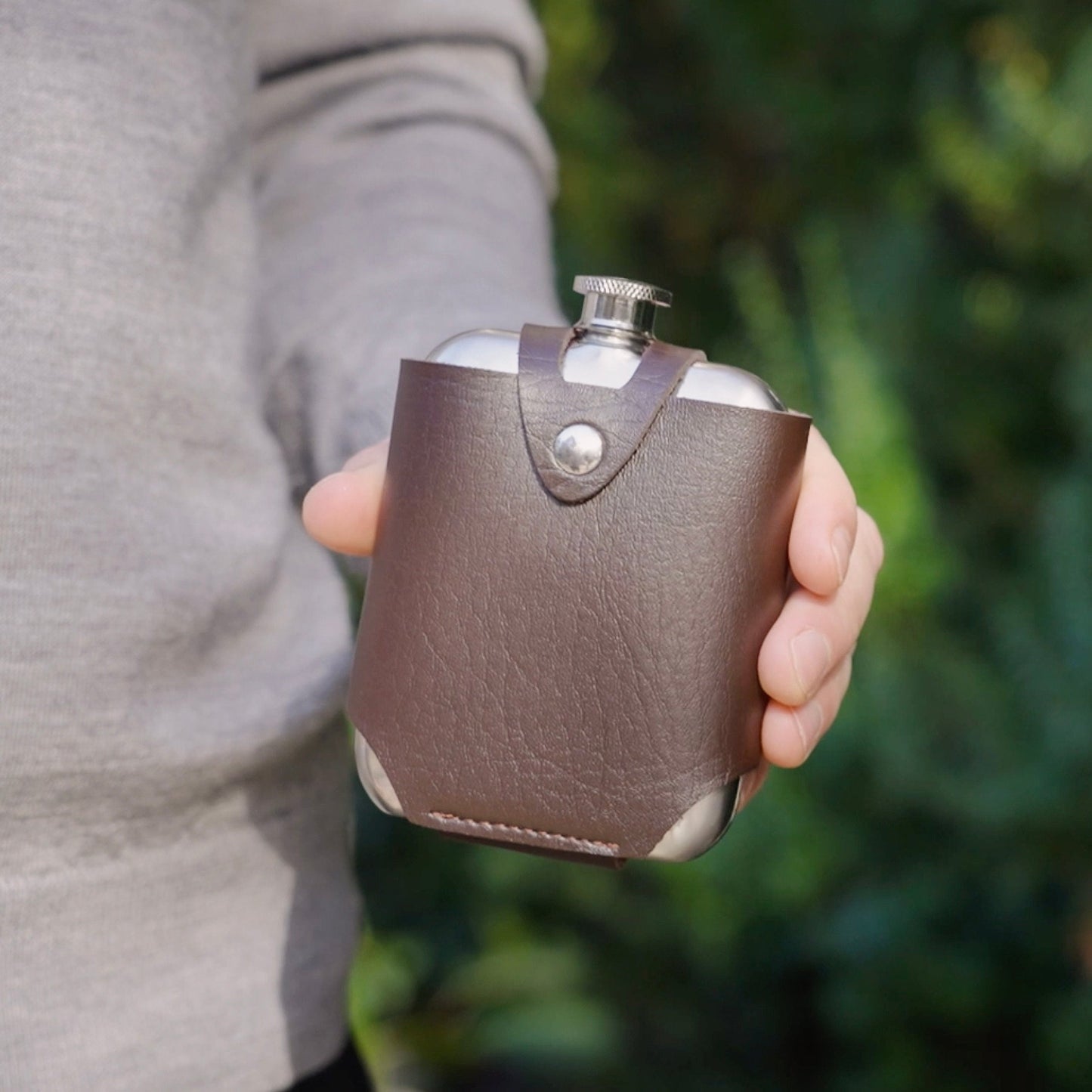 Stainless Steel Flask and Traveling Case