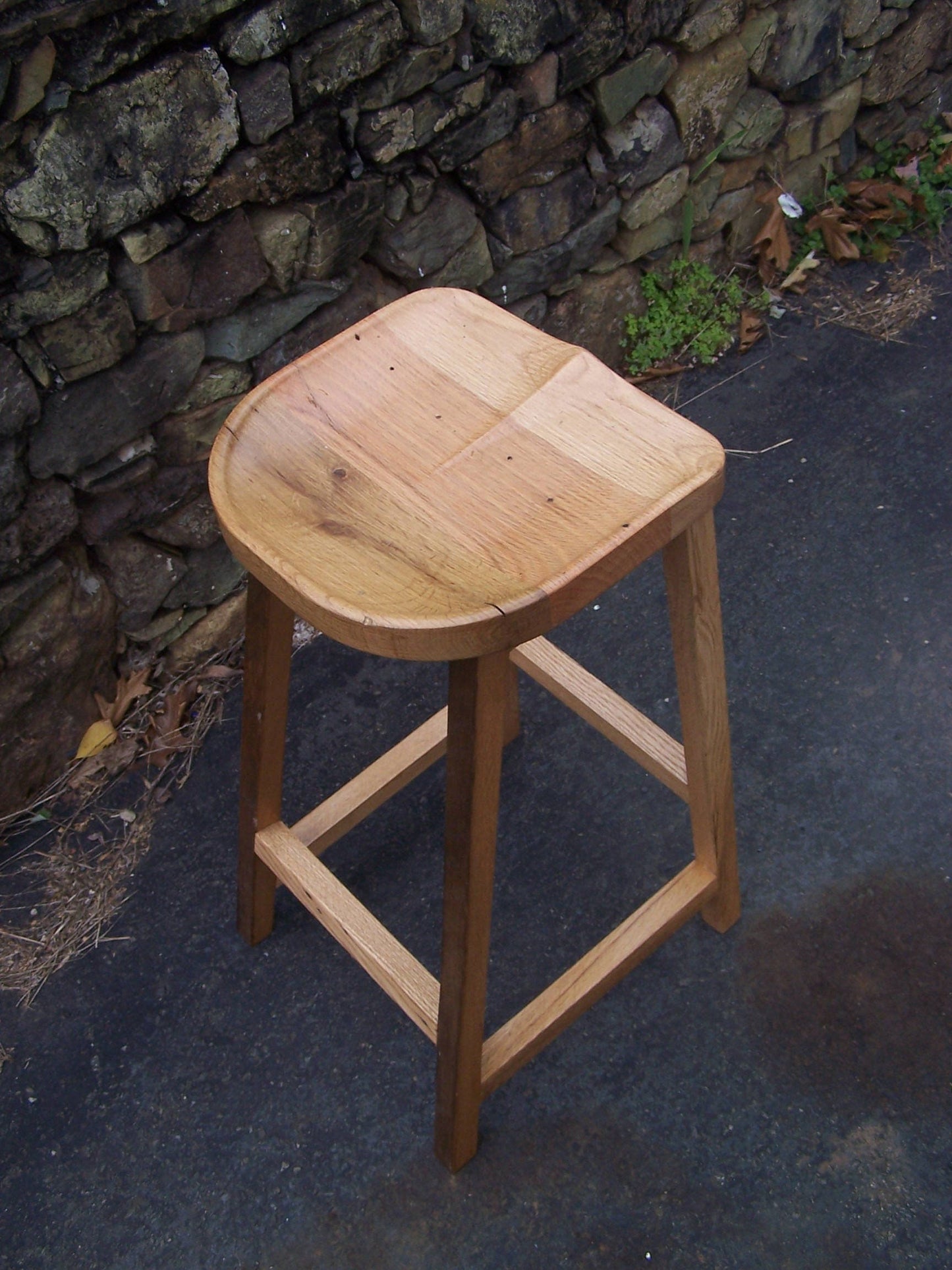 Oak Barstool, Counter Height Stool, Reclaimed Wood Tractor Seat Stool, Backless Bar Stool, Scooped Seat Kitchen Stool
